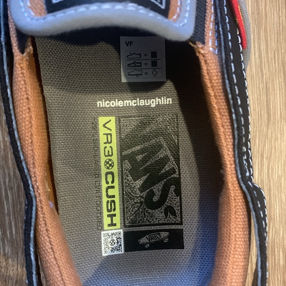 Nicole McLaughlin x Vans Vault Slip On - Picture 4 of 9